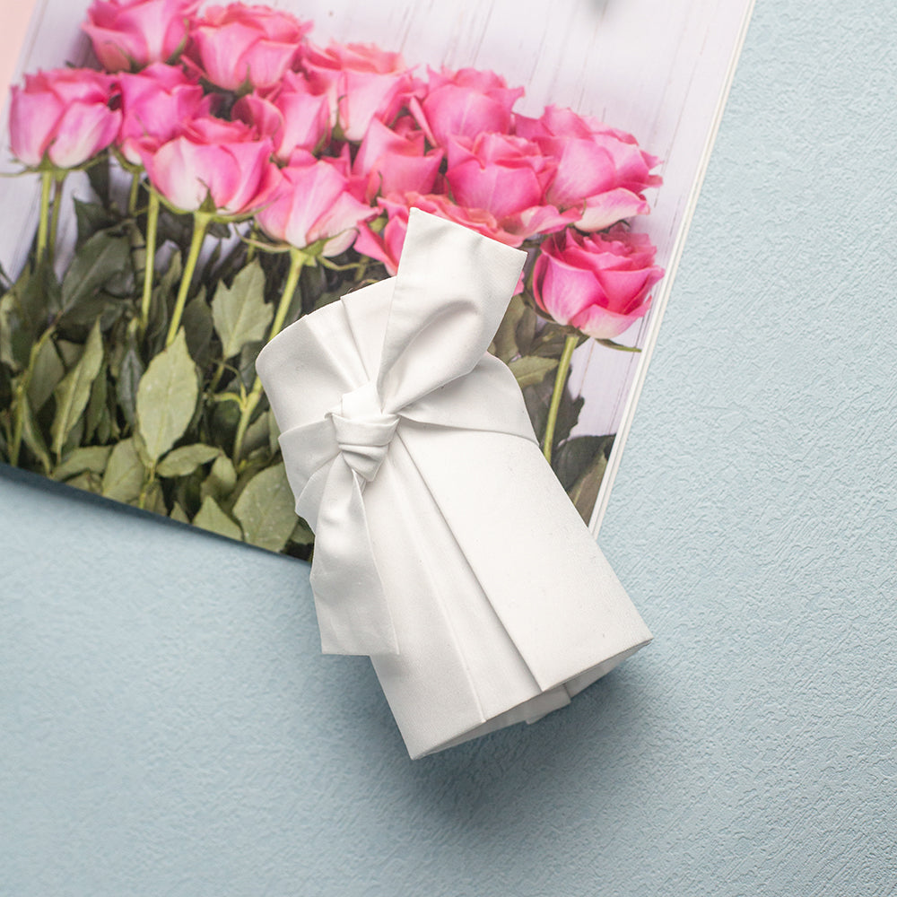 Catherine Osti MATHILDE White Cuffs with Bow