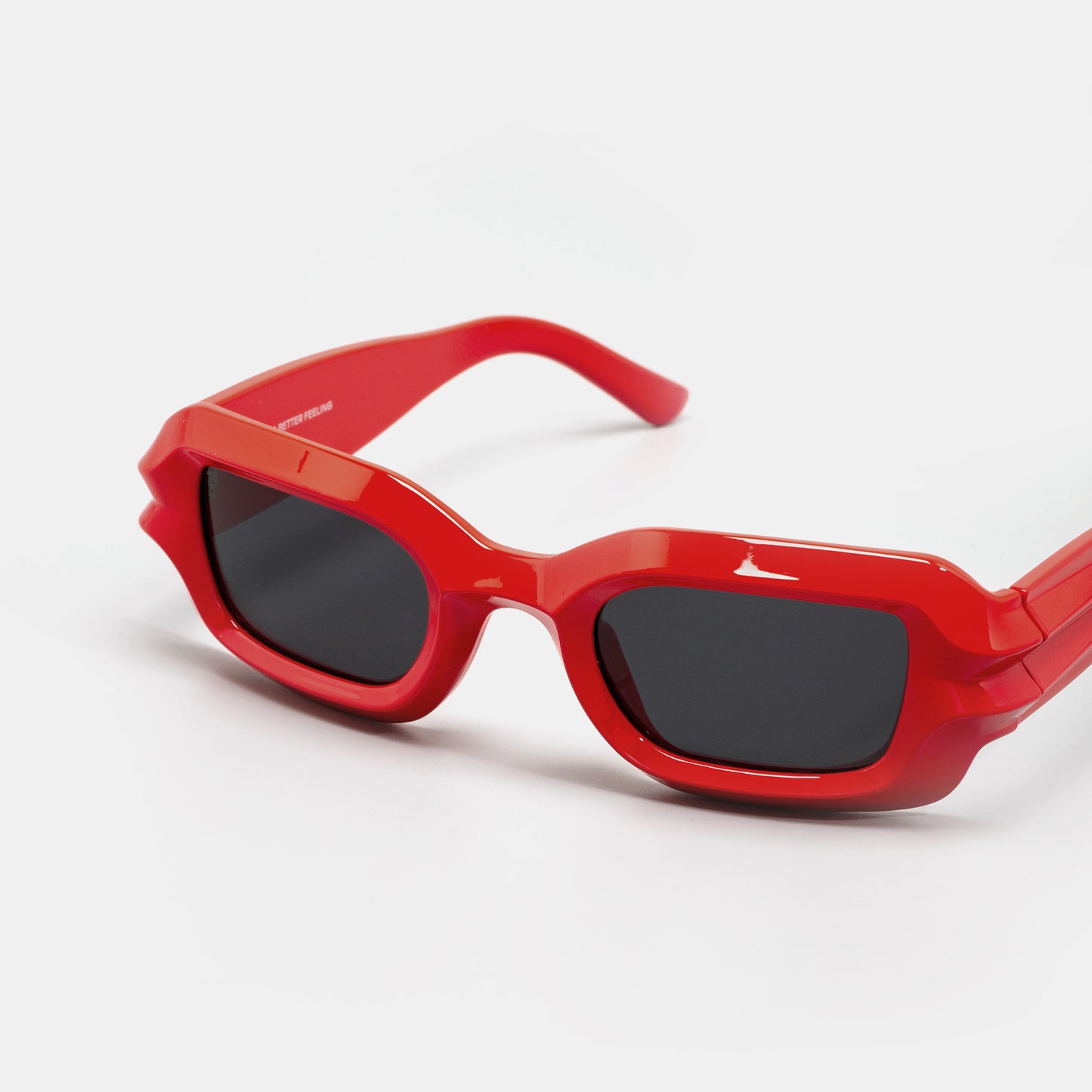 A BETTER FEELING BOLU RED Niche Thick Frame Sunglasses