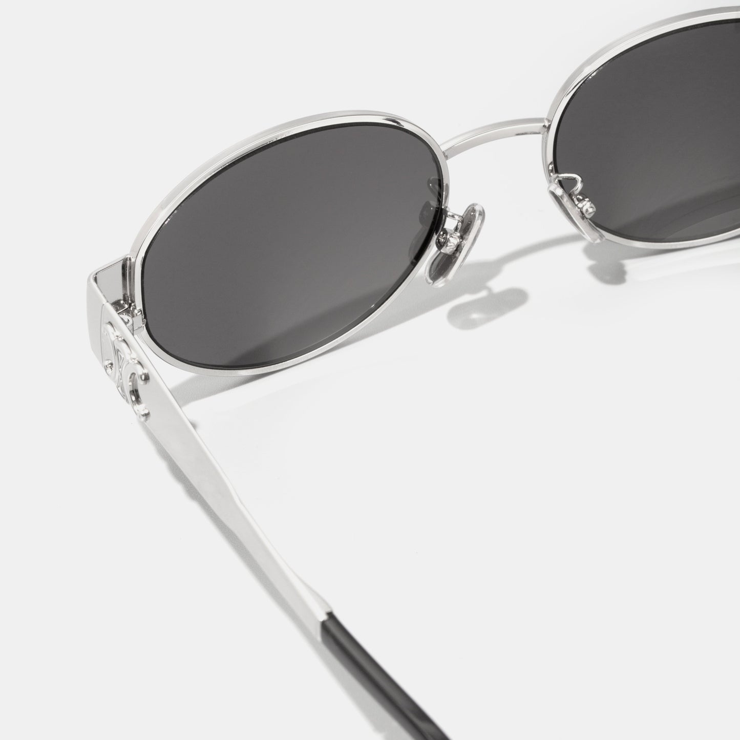 CELINE TRIOMPHE METAL 01 Oval Silver/Grey Sunglasses CL40235