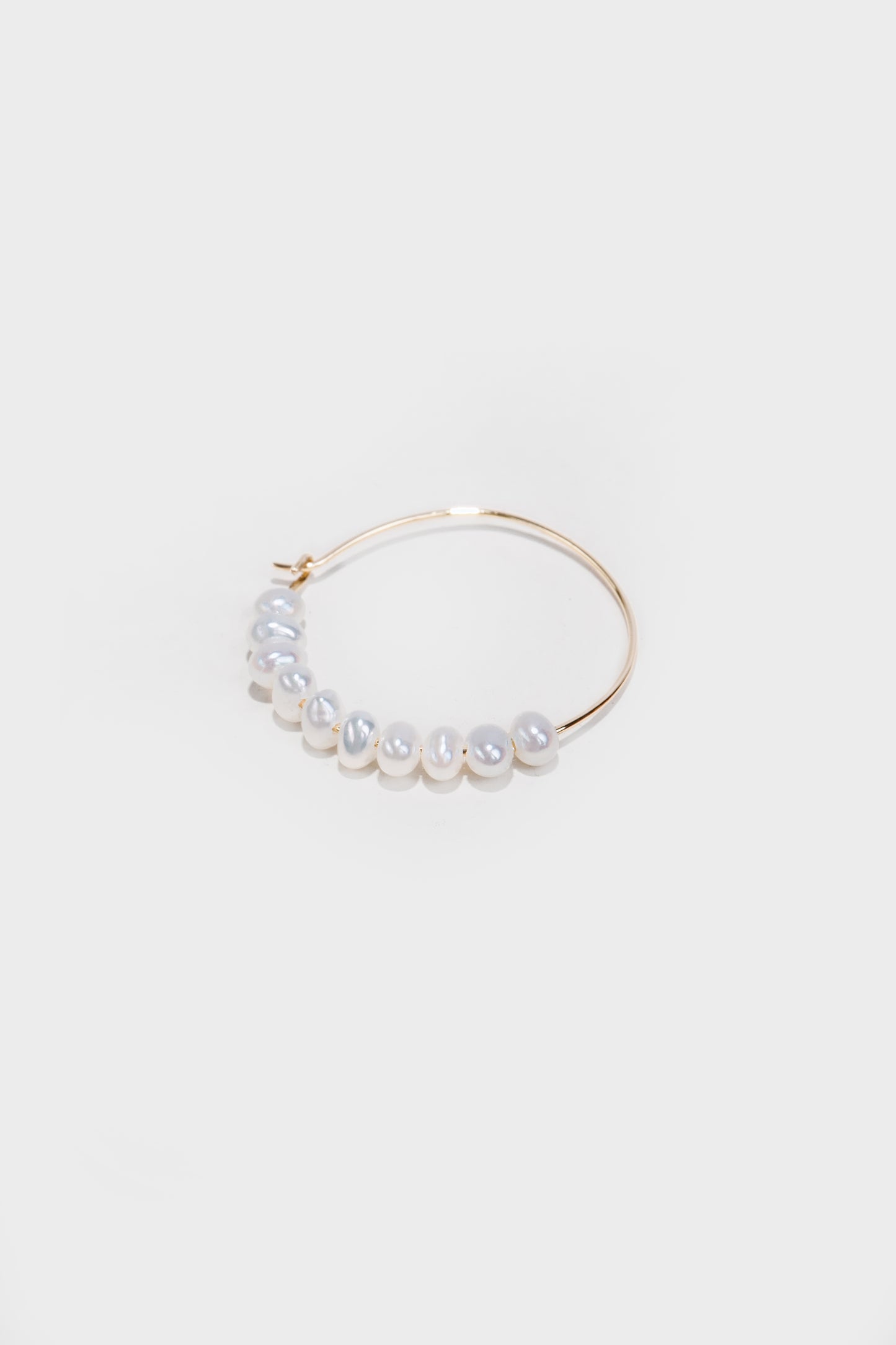 Saskia Diez Pearl BARBELLE Hoop Earring (One Piece)